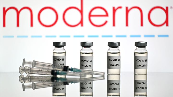 La UE autorizó la vacuna desarrollada por el laboratorio Moderna contra el covid-19