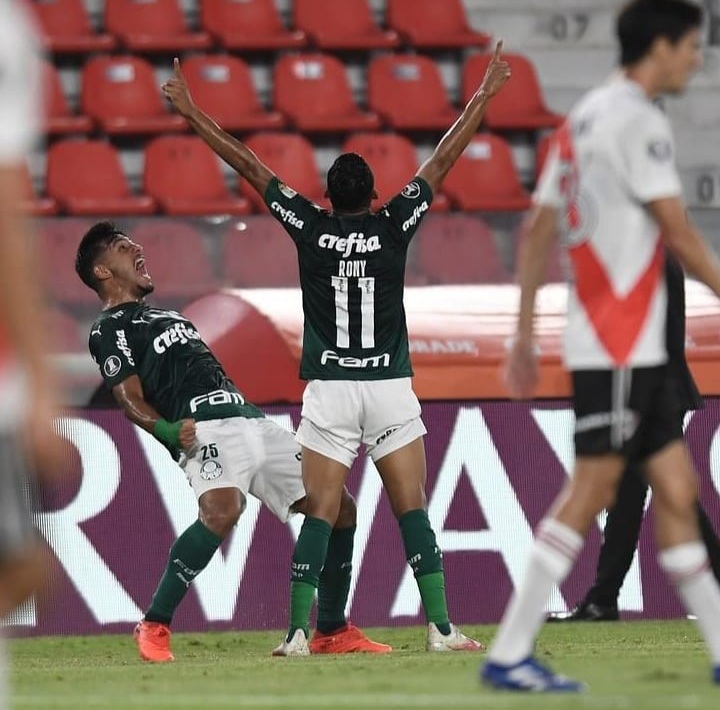Palmeiras goleó a River Plate en semifinales de la Copa Libertadores