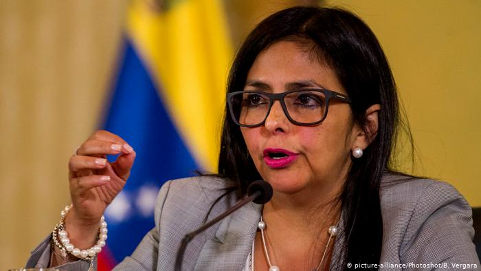 Delcy Rodríguez descarta formalizar la dolarización en Venezuela