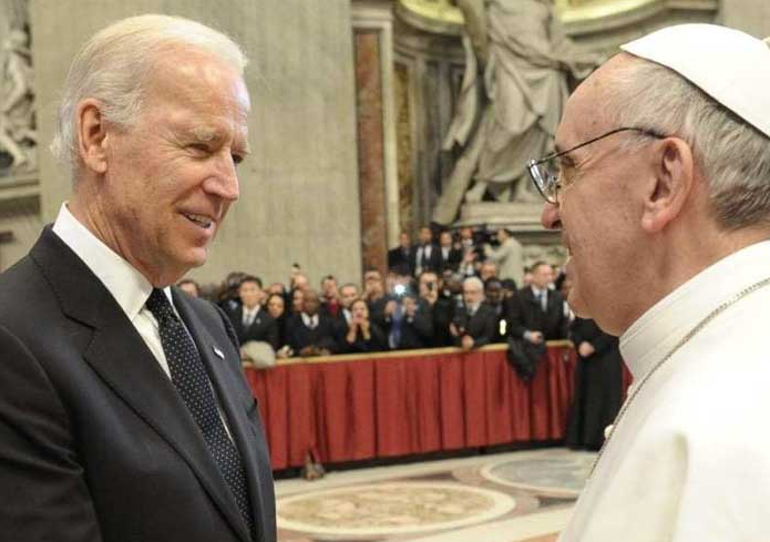 El papa anima a Joe Biden a fomentar la reconciliación y la paz