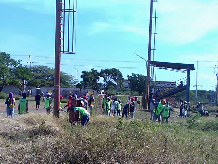 Juntos por Falcón ejecuta trabajos de limpieza y ornato en el “Teto Colina”