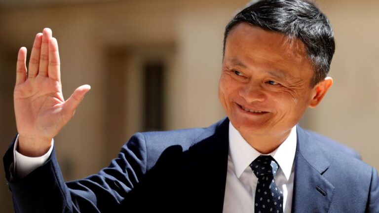 Las acciones de Alibaba se dispararon tras la reaparición de Jack Ma
