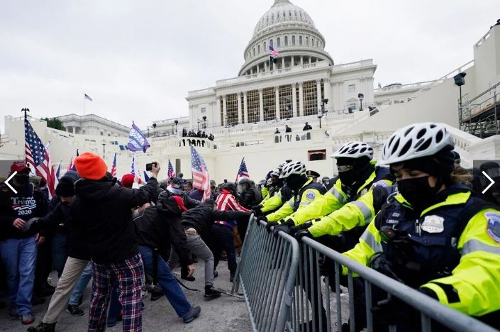 Declaran seguro el Capitolio, horas después de que partidarios de Trump tomaran el edificio