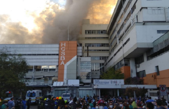 Se incendia el Hospital San Borja Arriarán en Chile