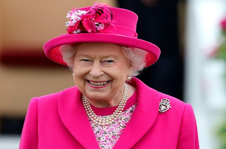 Isabel II aceptó “guardar reposo” por consejo médico y canceló un viaje a Irlanda del Norte