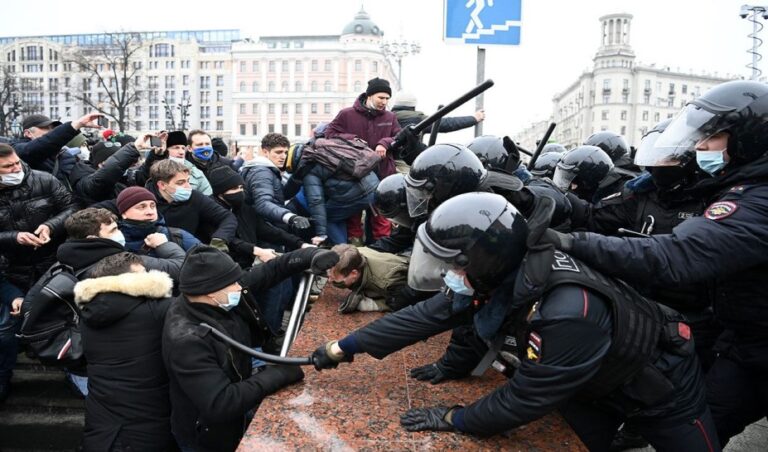 Rusia protesta a Estados Unidos por su apoyo a manifestaciones en favor de Navalny