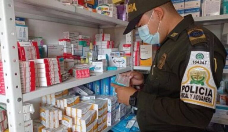 Confiscan en Colombia medicinas vencidas que iban a ser vendidas a migrantes venezolanos