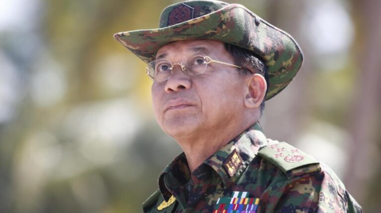 Líder militar del golpe promete otra vez elecciones en Myanmar
