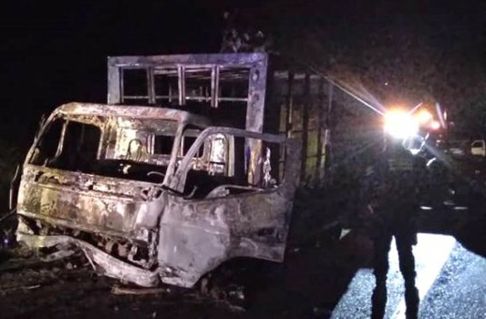 Ayudante de camión pereció tras ataque con bomba molotov en Anzoátegui