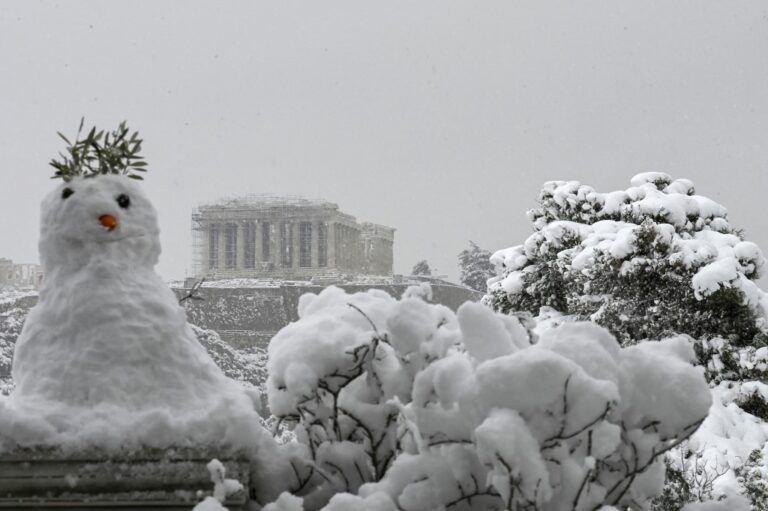 Grecia azotada por una intensa ola de frío