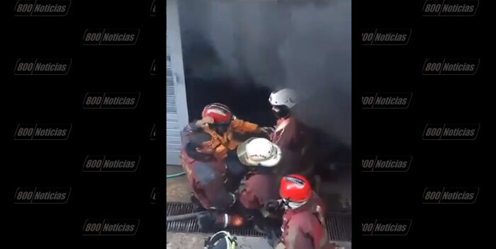 VIDEO | Se incendió de vehículo en Los Ruíces