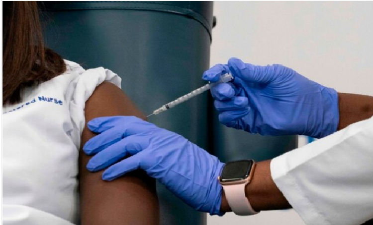 OMS critica desigualdades en el acceso a las vacunas: “Son más grotescas cada día”