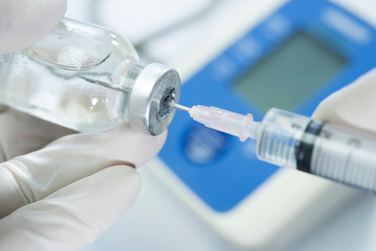 Brasil autoriza ensayos clínicos de una posible vacuna anticovid canadiense