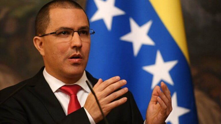 «Es coherente», dijo Arreaza sobre el TPS a venezolanos en EEUU tras levantamiento de sanciones