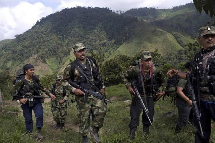 El Ejército venezolano y disidentes de las FARC se enfrentan en Apure