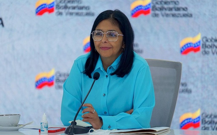 Delcy Rodríguez asegura que Guaidó ha hecho «lo imposible» para impedir vacunación de los venezolanos