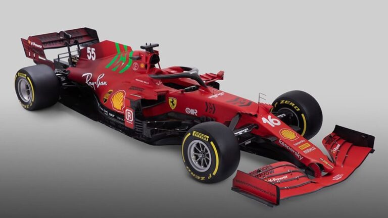 Ferrari presentó su SF21 y sorprendió con un cambio de color