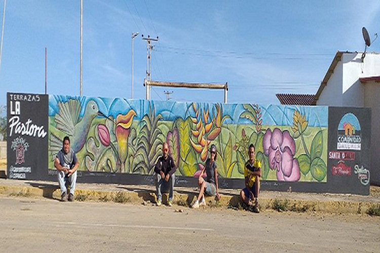 Colectivo Bariquia celebra 19 años con mural en Los Taques