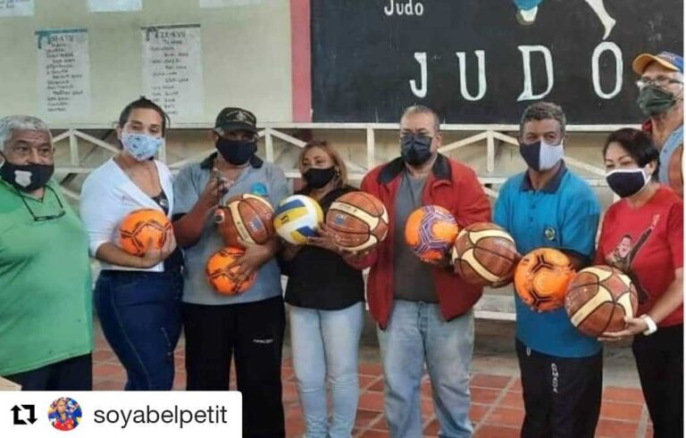 Instalan Mesas Técnicas de Deporte en Paraguaná y entregan insumos deportivos en Carirubana