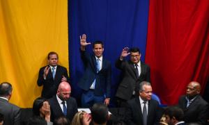 Oposición critica rechazo de Maduro a vacunas AstraZeneca