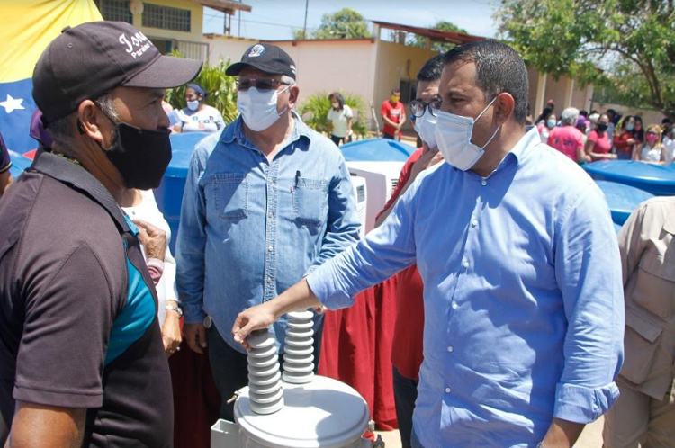 Habitantes de Tacuato beneficiados con Jornada Social Integral