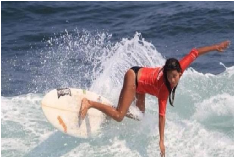 Murió la promesa del surf de El Salvador al ser alcanzada por un rayo