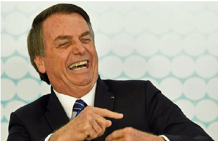 Bolsonaro llama «idiotas» a quienes piden la compra de vacunas contra el Covid-19