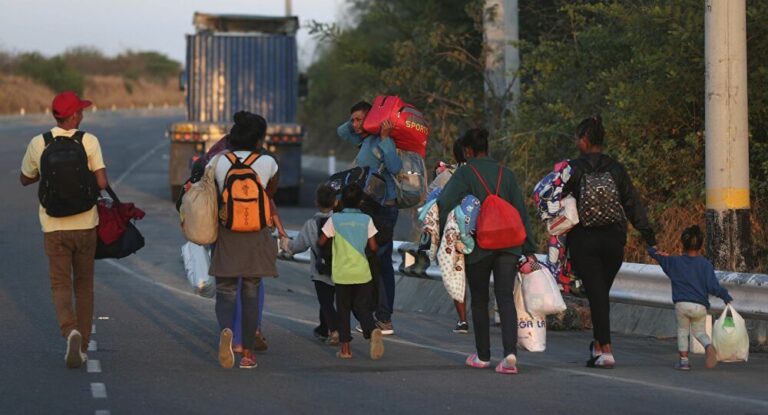 65% del millón de migrantes venezolanos en Perú están en situación vulnerable