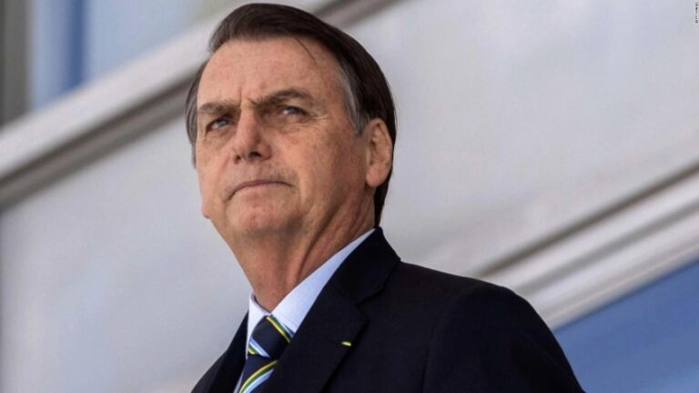 HRW dice que Bolsonaro amenaza los pilares de la democracia en Brasil