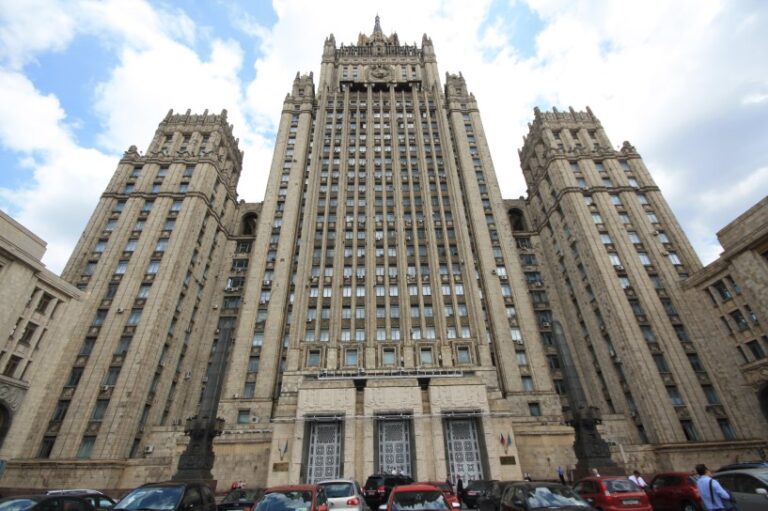 Rusia expulsa a diplomáticos de Eslovaquia, Lituania, Letonia y Estonia