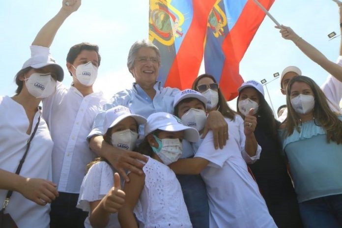 CNE Ecuador oficializa el triunfo de Lasso en el balotaje