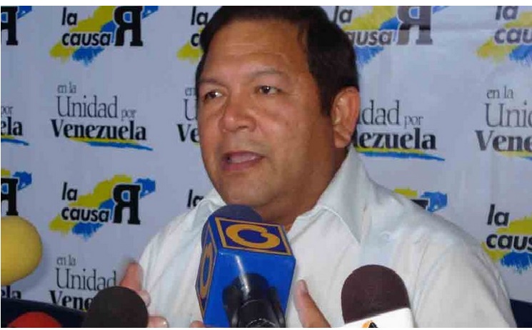 Andrés Velásquez denuncia que el estado Bolívar tiene un mes sin gasolina