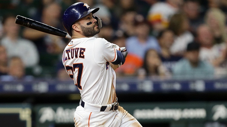 José Altuve llega a 80 jonrones como primer bate