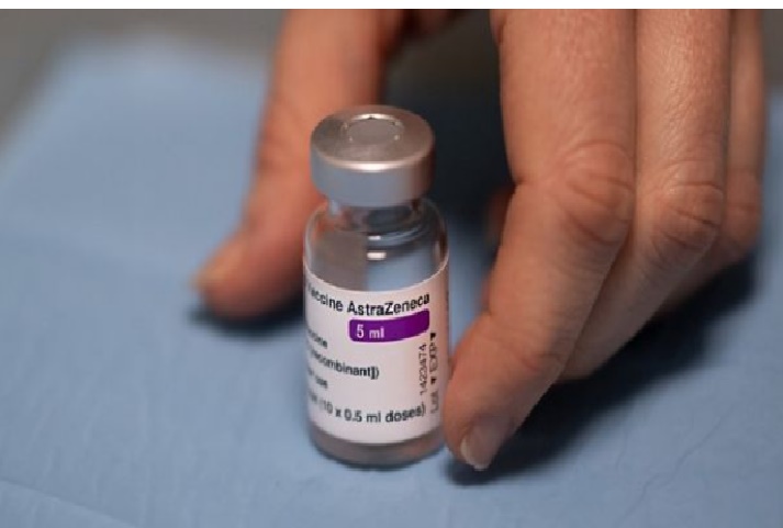 Holanda deja de vacunar AstraZeneca a menores de 60 años