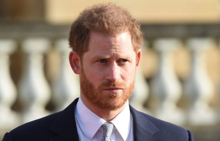 El príncipe Harry llegó a Reino Unido para asistir al funeral de su abuelo