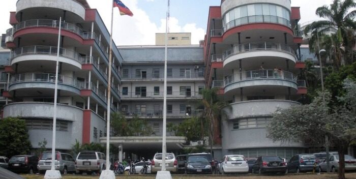 Dos cadáveres “explotaron” en la morgue del Hospital Universitario de Caracas