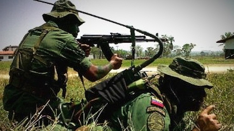Trasladaron este lunes a San Cristóbal a dos militares heridos en Apure
