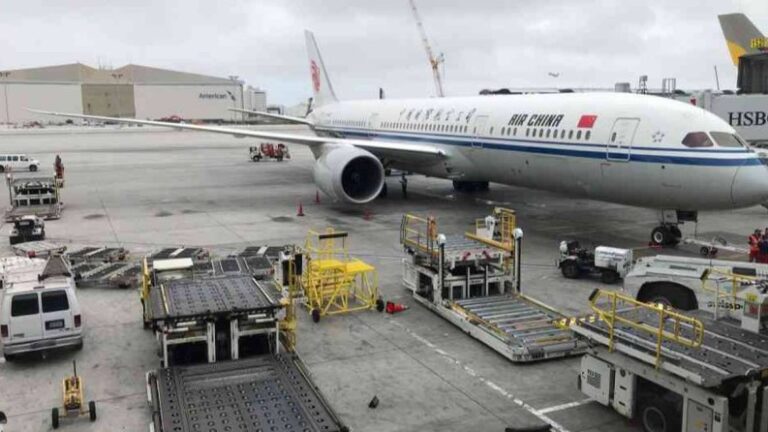 Hong Kong suspende vuelos desde India, Pakistán y Filipinas por cepa de COVID mutada