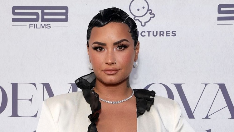 Demi Lovato anuncia que es una persona «no binaria»