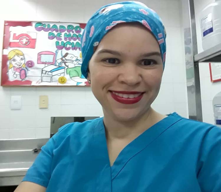 Claudia González, enfermera intensivista: en momentos difíciles es cuando más debe haber empatía, humildad y humanidad