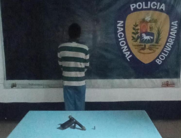Detenido hombre con arma de fabricación casera en Sabana de Mendoza