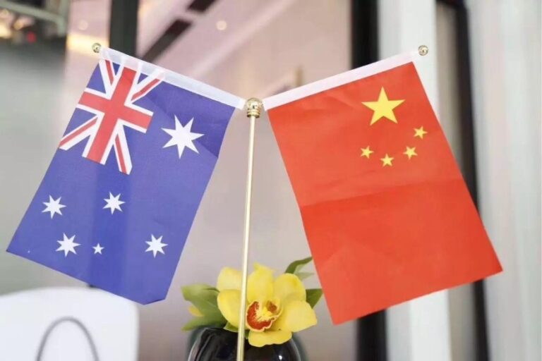 China anuncia la «suspensión indefinida» del diálogo económico con Australia