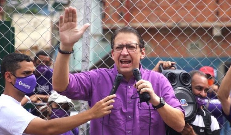 Edgar Raúl León: El país reclama madurez política para salir de la crisis