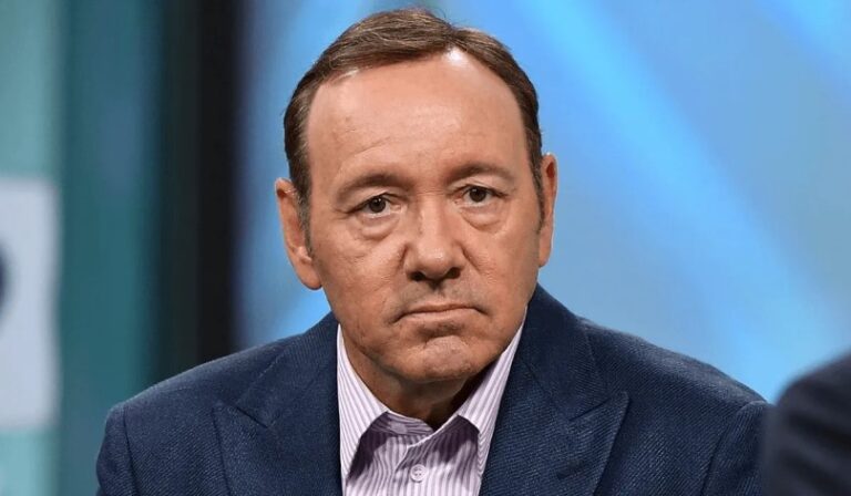 Kevin Spacey quedó en libertad bajo fianza tras comparecer ante un tribunal de Londres