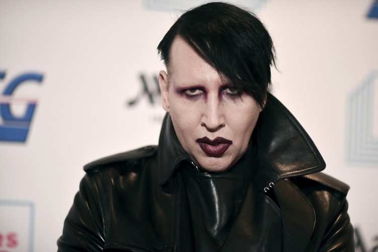 Marilyn Manson recibe orden de arresto por agresión