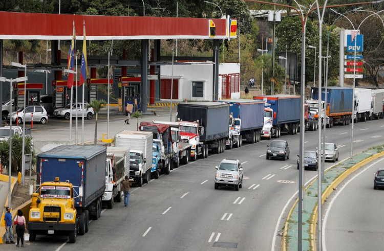 Llega a Venezuela la primera carga diésel en seis meses