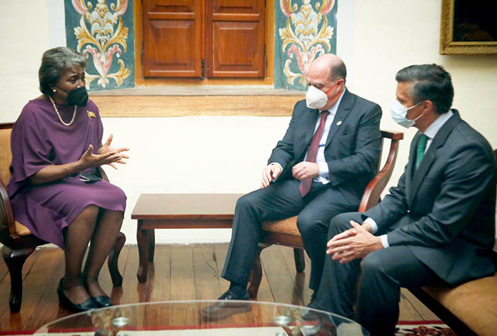 Leopoldo López en reunión con embajadora de EEUU: “Agradecemos el apoyo a la lucha por la libertad y la democracia”