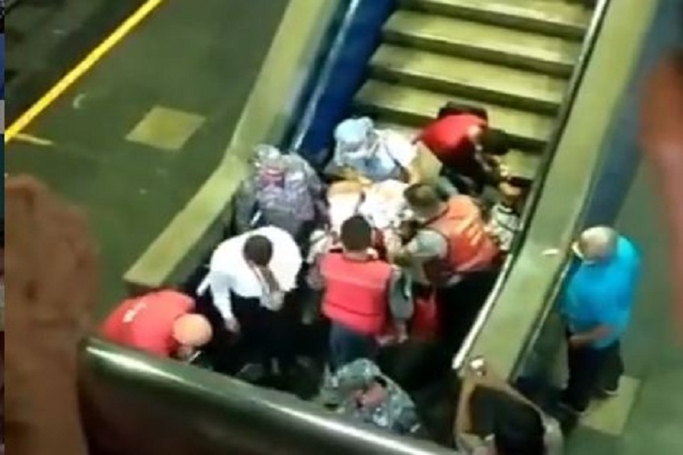 VIDEO: Dio a luz en la estación del Metro Altamira