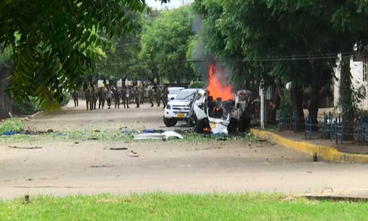 Explotan dos carros bomba en batallón del ejército en Cúcuta (Vídeo)