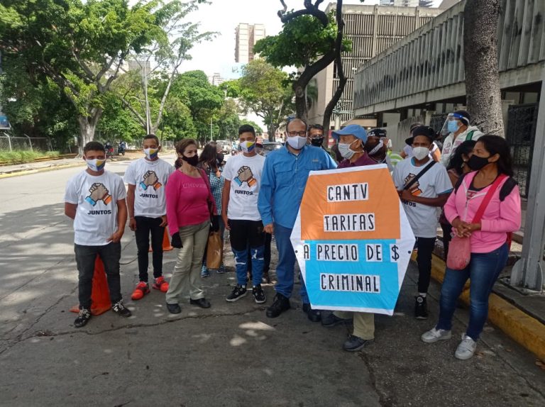 En Caracas protestaron por la dolarización de tarifas de Cantv